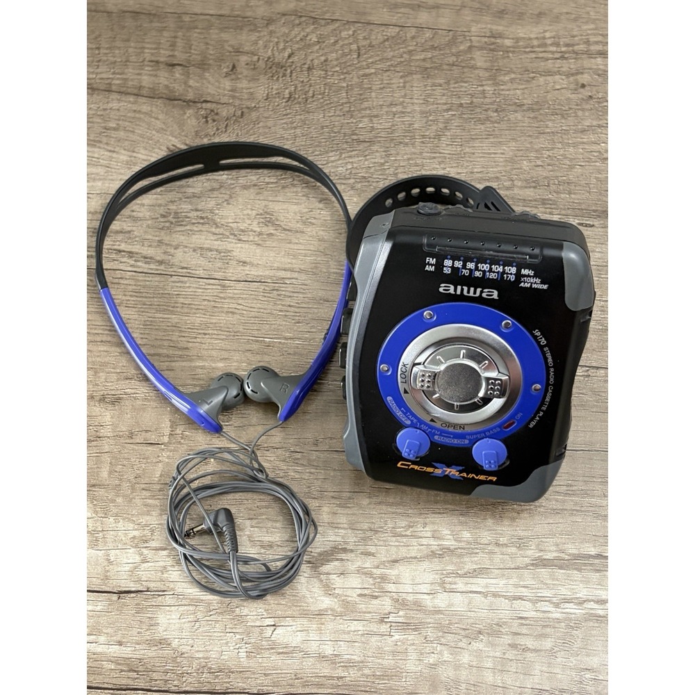 AIWA Cross Trainer Cassette Play + Sport Belt + Headset HS-SP170W